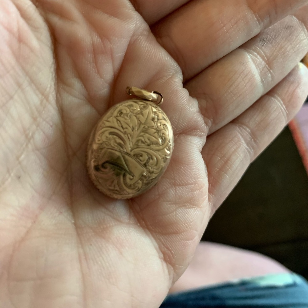 Antique Victorian Rose Gold Fronted Locket